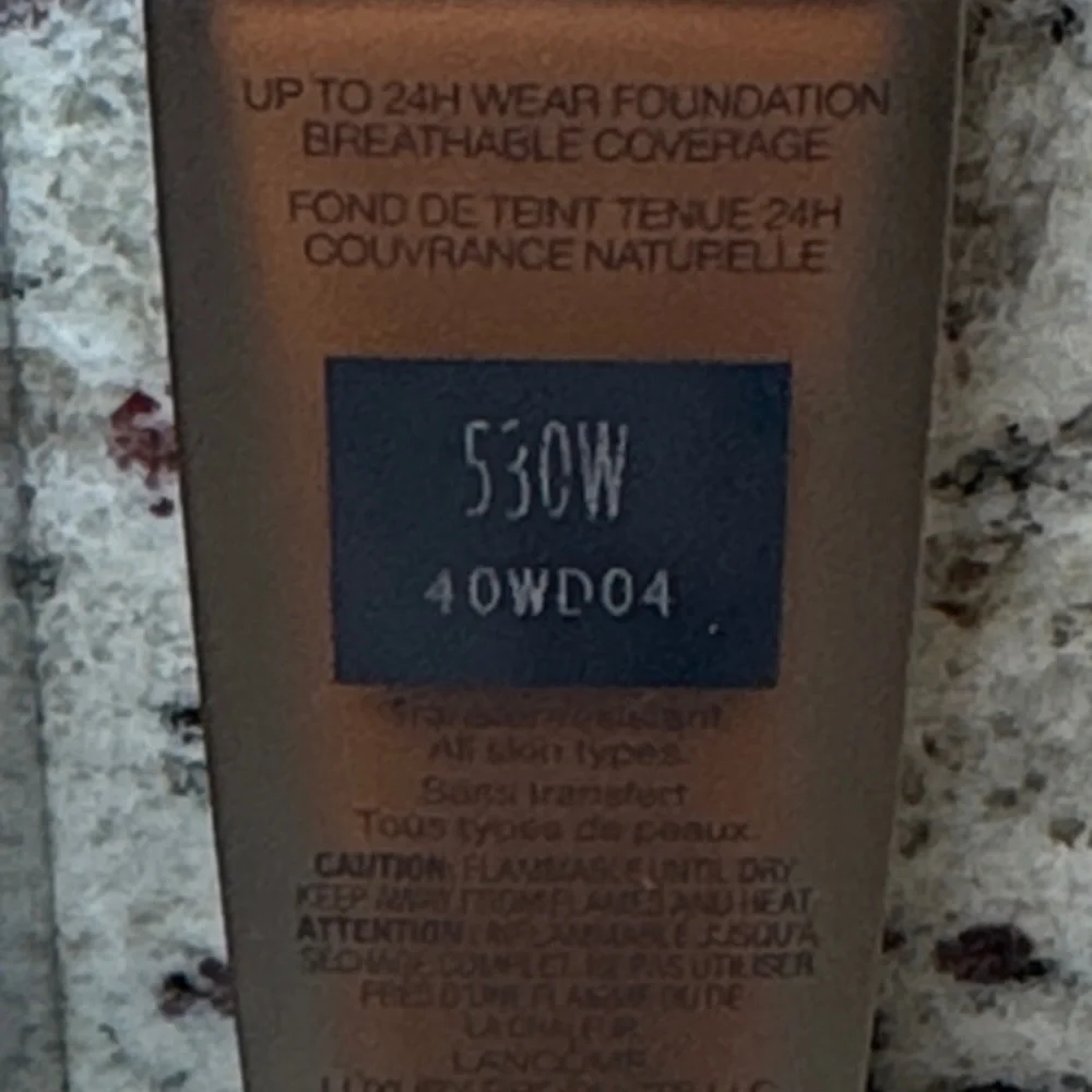 Lancôme 530W Teint Idole Ultra Wear Foundation - Picture 6 of 8